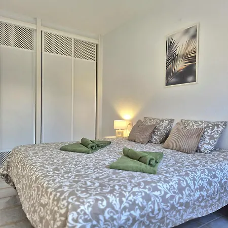 Apartmán Cristianos Relax Appartament *